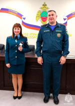 Начальник Главного управления МЧС России по Запорожской области Дмитрий Кучерков вручил ведомственные награды личному составу