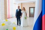 В День семьи, любви и верности в Мелитополе чествовали молодожёнов.