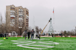 Администрация городского округа Мелитополь продолжает масштабную работу по праздничному оформлению города.