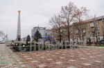 Администрация городского округа Мелитополь продолжает масштабную работу по праздничному оформлению города.