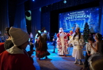 В Мелитополе состоялся заключительный новогодний утренник 2025 года — “Приключение Снеговика в Мелитополе”