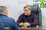 Глава администрации городского округа Мелитополь провел плановое совещание с руководителями городских служб.