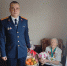В Бердянске офицеры СК России поздравили почетного гражданина и ветерана труда с 8 Марта - Следственный комитет