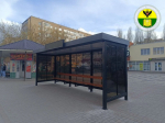 В Мелитополе на улице Кирова установили новый остановочный комплекс.