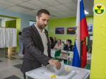 Заместитель главы администрации городского округа Мелитополь Николай Игоревич Селиверстов принял участие в голосовании.